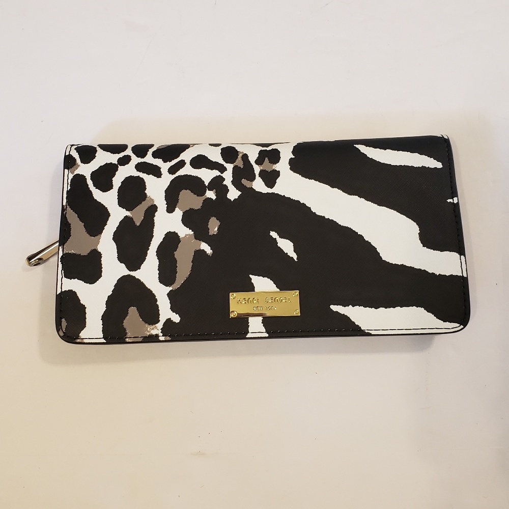 LIKE NEW Henri Bendel | Safari Satchel and Wallet - Picture 5 of 8